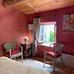 Le Petit Mas Bed & Breakfast