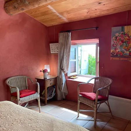 Le Petit Mas Oda ve Kahvaltı