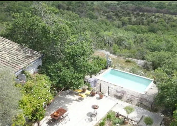 Le Petit Mas Bed and breakfast Vogue